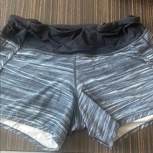 Lululemon shorts size 6